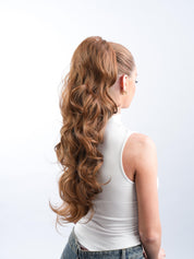 Curly Ponytail 24”